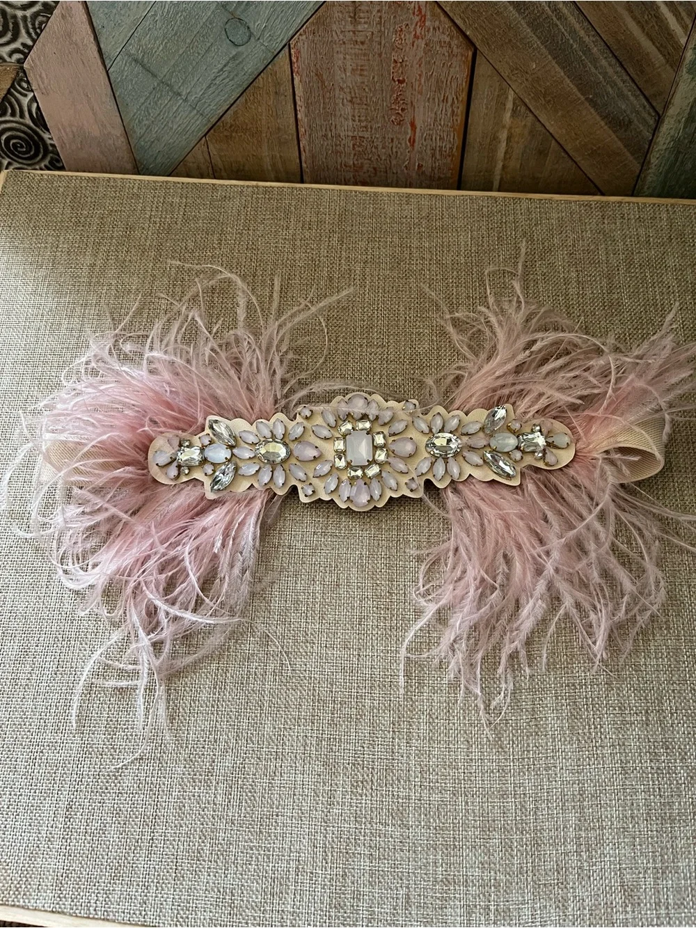 Embellished Pink Feather Waist Belt - Decorative Women's Accessory